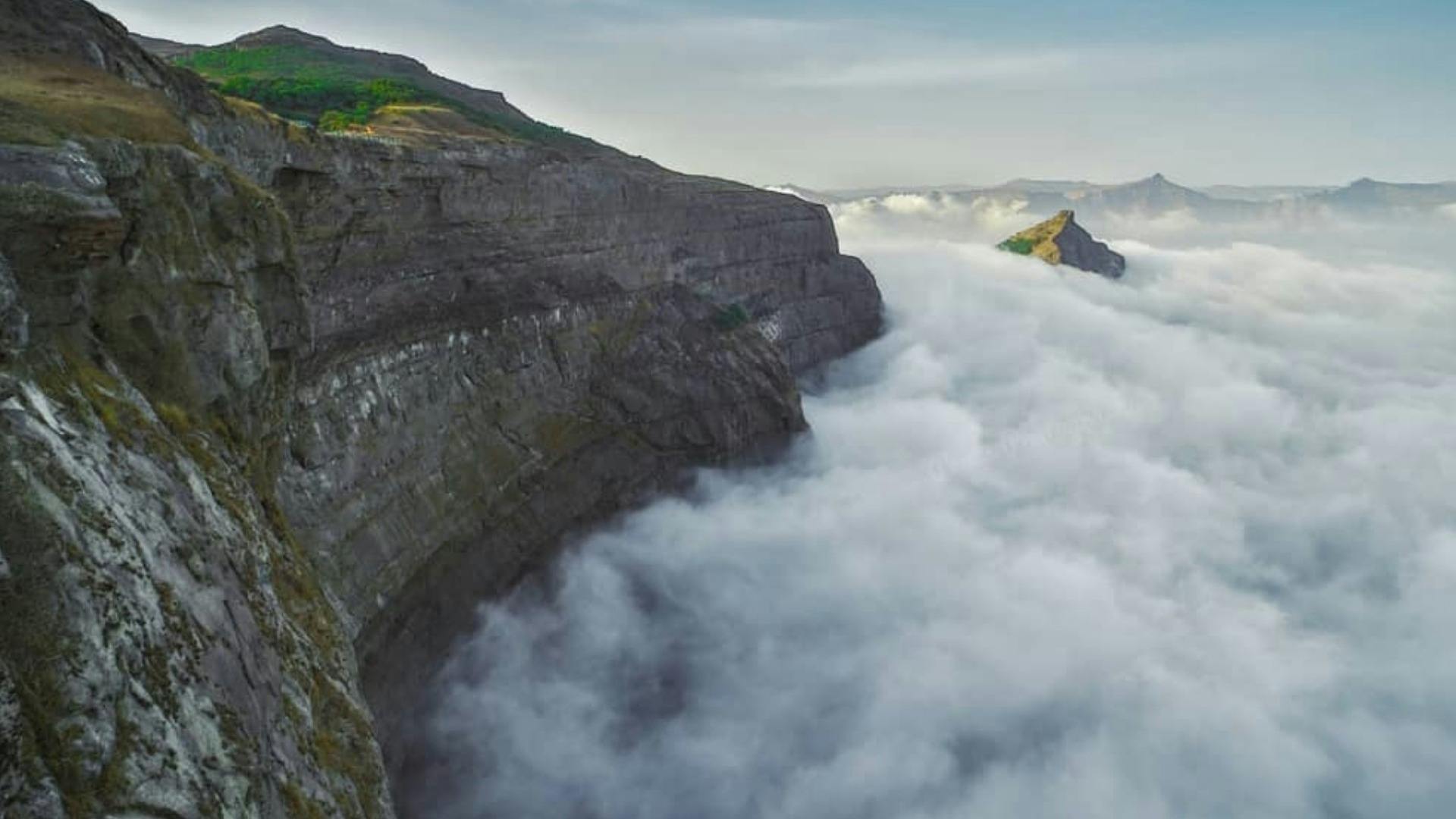 How to Reach Harishchandragad by Road, Train or Air